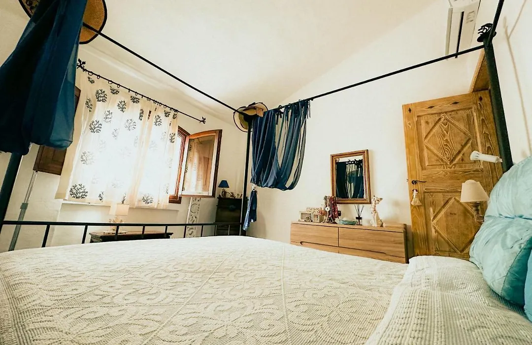Sardinian Luxury Hospitality - Villa Fuli Rooms&more-1